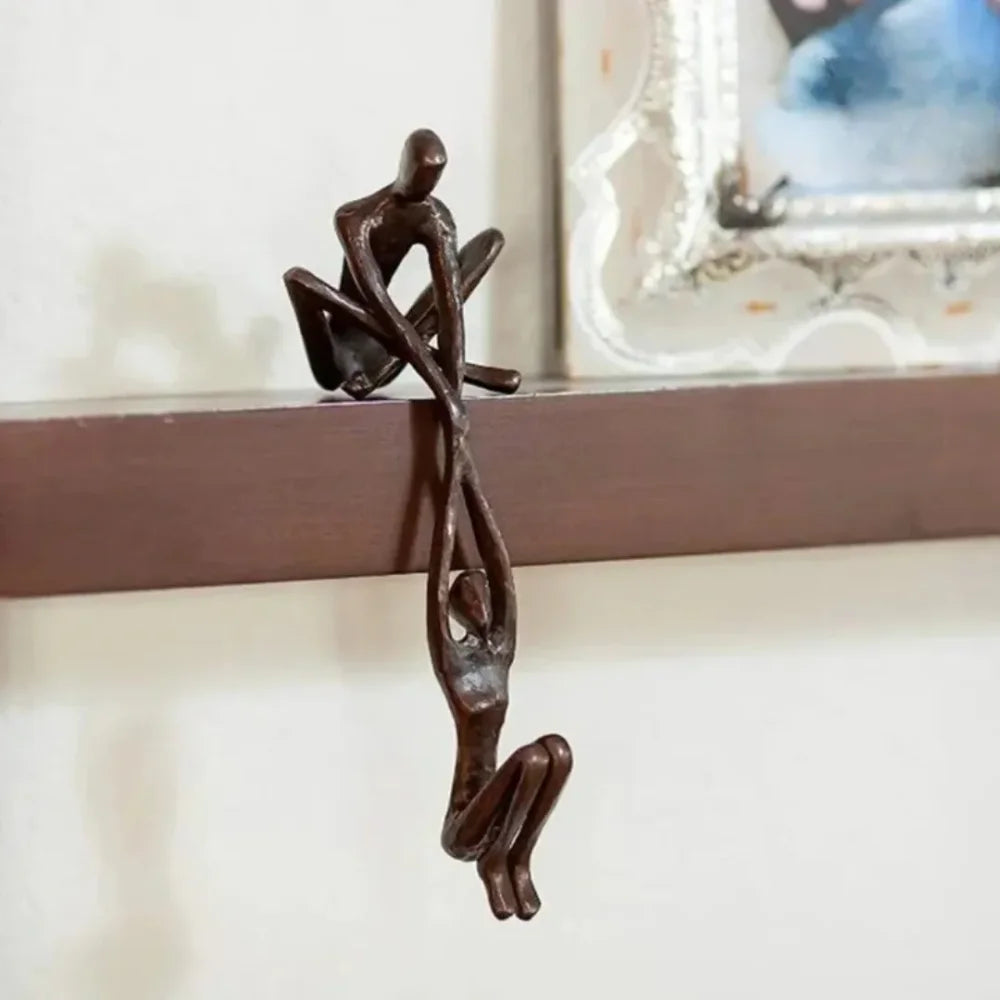 Escultura Homem E Mulher Em Resina - Tazzi