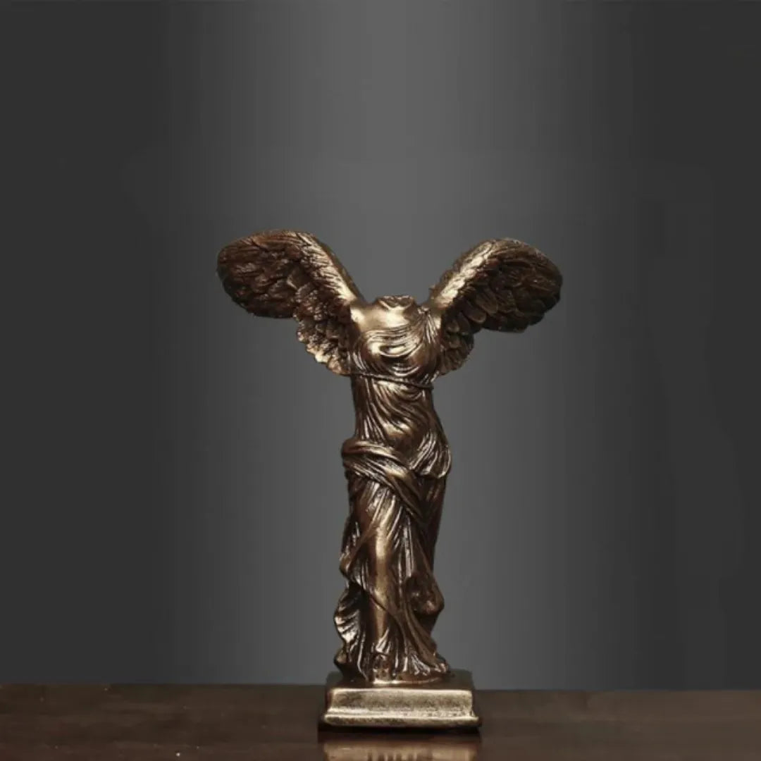 Escultura nórdica Victoria Alada - Tazzi 